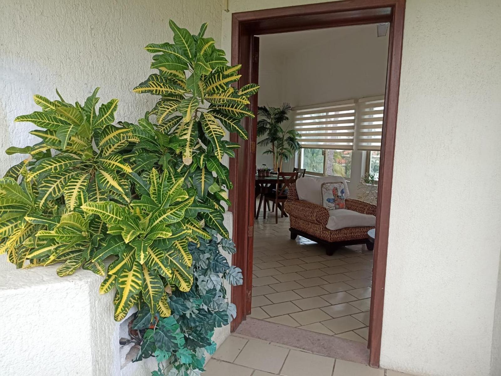 Hermoso Apartamento En Manzanillo Con Alberca Y Cancha De Tenis, Ideal Para Relajarse Y Disfrutar De Una Escapada Tranquila En El Paraiso Tropical Eksteriør bilde